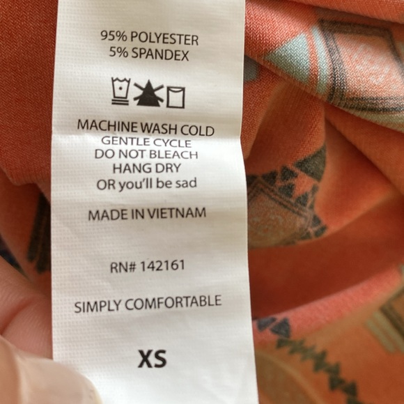 LuLaRoe “IRMA” HIGH-LOW TUNIC OVERSIZED TOP SIZE EXTRA SMALL 🌟NWT🌟 - Picture 9 of 11